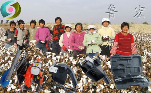 机器重量轻,噪音小,能有效减少采摘棉花的辛劳,同时保护手指不受伤害