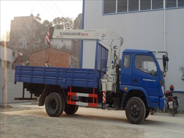 临武哪里有卖五吨随车吊价格?便宜好的5吨随