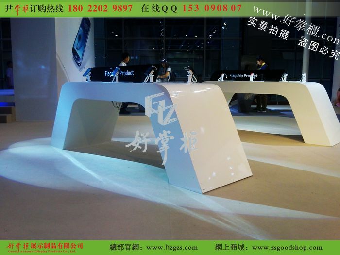 三星产品体验台发布 三星专营店软膜灯箱设计