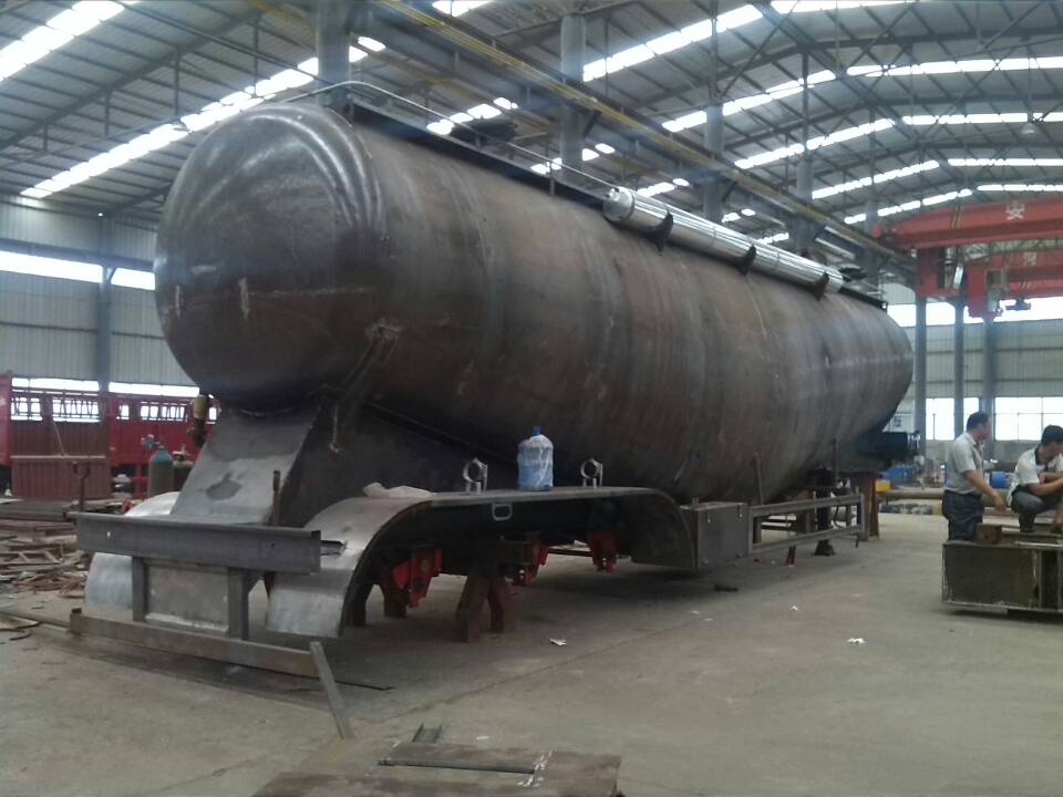 水泥罐车,水泥搅拌罐价格,水泥搅拌罐厂家