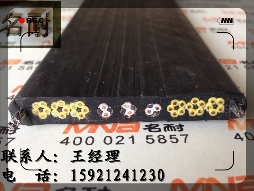 电梯专用电缆产品简介: 电梯专用电缆铜芯聚氯乙烯绝缘,聚氯乙烯护套扁/圆型电梯电缆。适用于交流额定电压300/500V及以下电梯、电梯专用电缆升降机械设备中,作电源动力连接线用。电梯专用电缆采用新型柔性电梯电缆专用外护套,可在-20低温下仍保持柔软;内置高强度钢丝,加强其所能承受之张力,延长电缆使用时间。 此类产品有如下型号: TVV---铜芯聚氯乙烯绝缘、聚氯乙烯护套、圆形电梯电缆。 TVVP---铜芯聚氯乙烯绝缘、聚氯乙烯护套、铜网屏蔽、圆形电梯电缆。 TVVG---铜芯聚氯乙烯绝缘、聚氯乙烯护套、