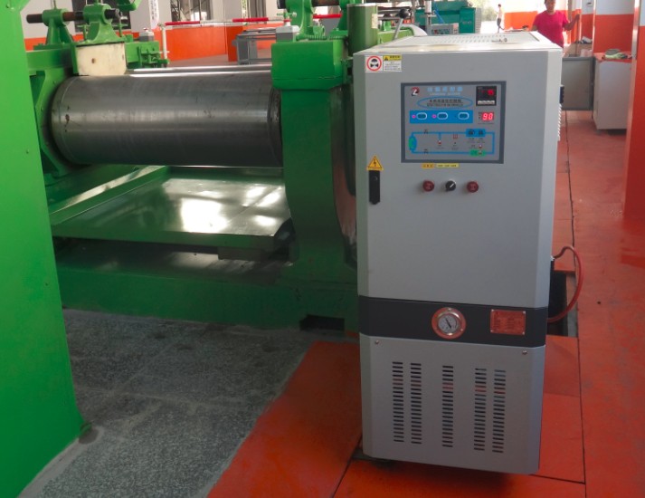 輥輪導熱油爐,模具導熱油爐