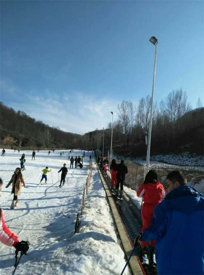 雪場魔毯""