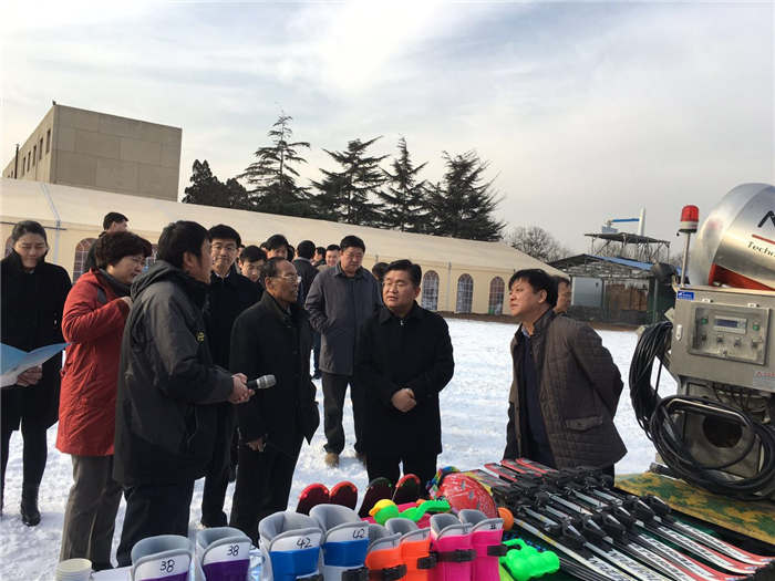 滑雪場造雪機(jī)