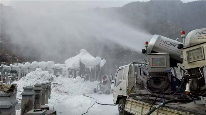 人工造雪機(jī)""
