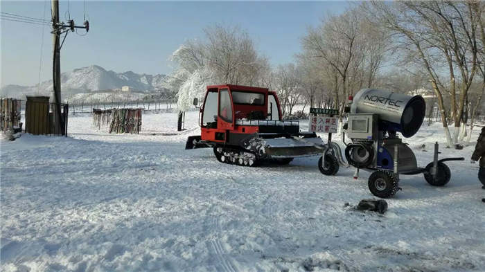全自動造雪機""