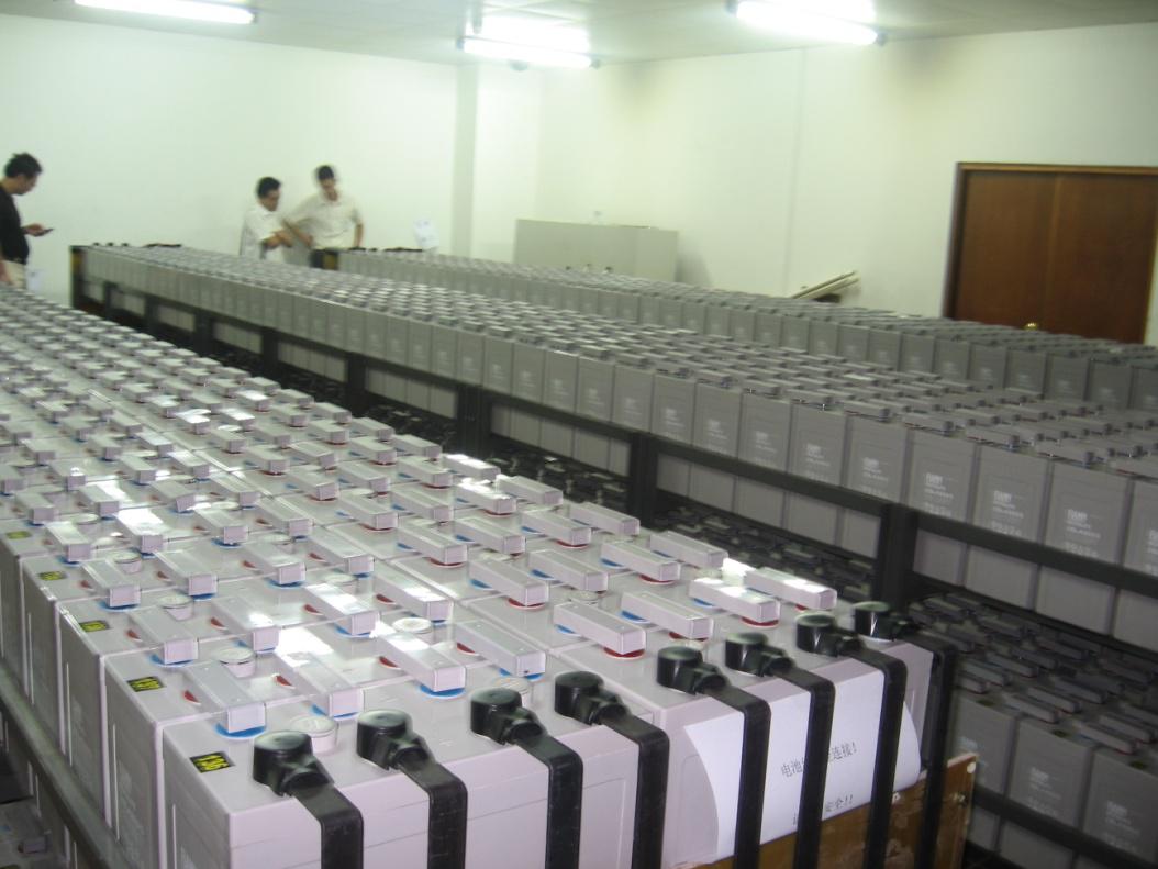 非凡蓄电池报价 12V120ah机房UPS蓄电池安装 本公司经营产品: 非凡蓄电池、松下蓄电池、汤浅蓄电池、阳光蓄电池、荷贝克蓄电池、圣阳蓄电池、大力神蓄电池、CSB蓄电池、海志蓄电池、OTP蓄电池、理士蓄电池、冠军蓄电池、友联蓄电池、梅兰日兰蓄电池、GNB蓄电池、山特UPS电源、艾默生UPS电源、梅兰日兰UPS电源APC电源、四通电源、伊顿UPS电源、山顿UPS电源等等系列产品 非凡蓄电池 意大利FIAMM蓄电池代理12SP100报价 非凡蓄电池高质产品的保障,欢迎咨询渠道价格,正品保证!