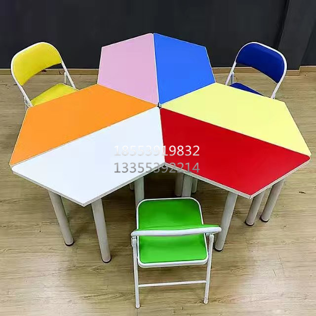 彩色學(xué)習(xí)桌