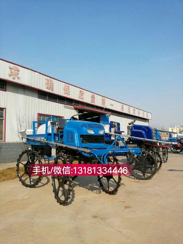 四輪打藥機(jī)