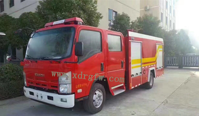 五十鈴3噸消防車 五十鈴3噸消防車