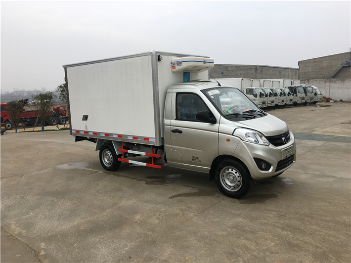 冷藏车厂家直销:138-8686-3860 罗经理 冷藏车厂家直销:138-8686-3860 罗经理