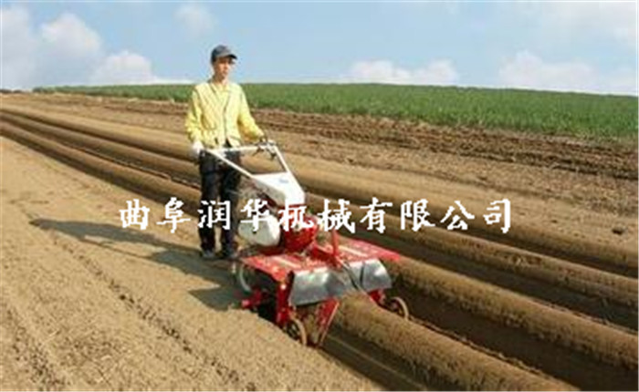 烟草起垄机 各种型号的起垄管理机 田园管理机操作工作视频