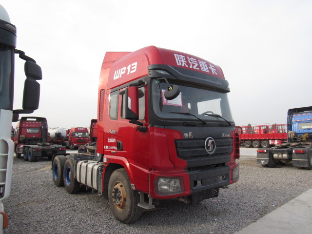 主要经营:各种二手解放j6 欧曼 德龙牵引车 双驱动  双导向  货车
