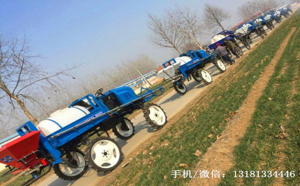 四輪打藥機(jī)