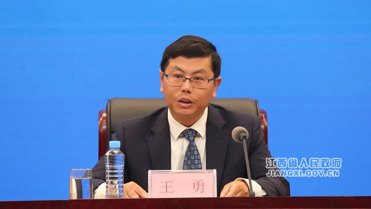 王勇.JPG 王勇.JPG