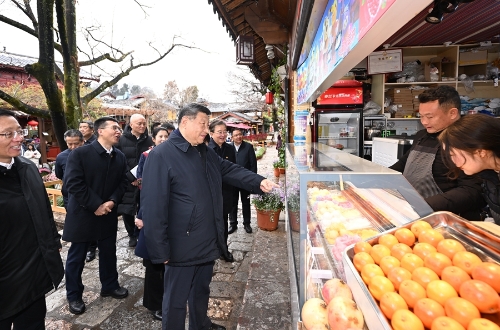 習近平：解放思想改革創(chuàng)新奮發(fā)進取真抓實干 在中國式現(xiàn)代化進程中開創(chuàng)云南發(fā)展新局面13.jpeg