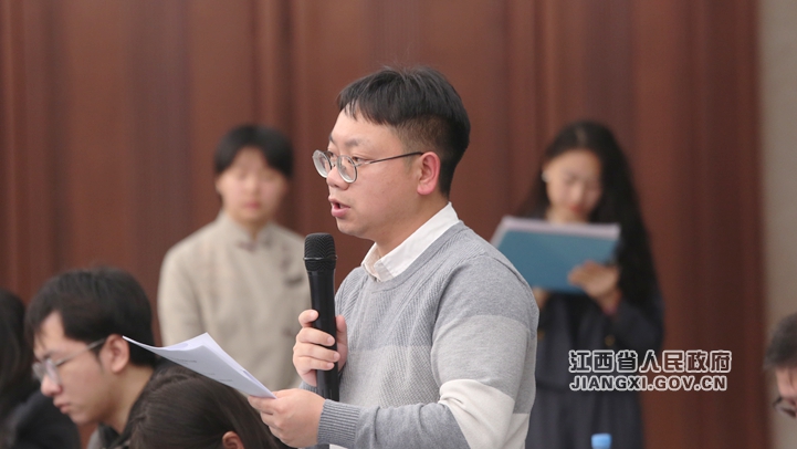 中新社.jpg