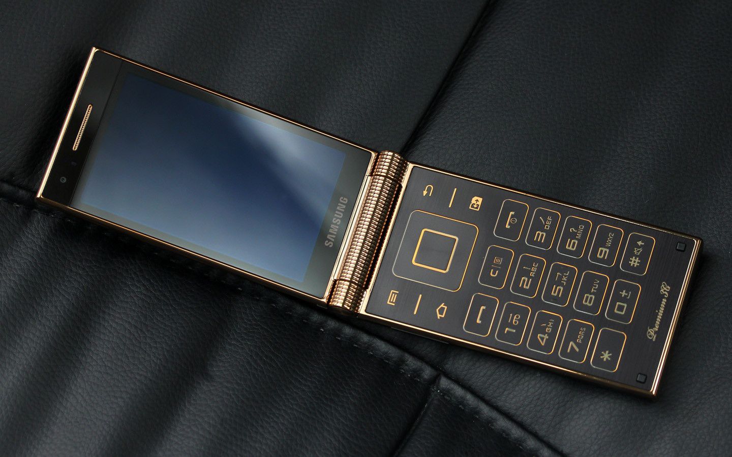 高端尊贵三星w2014水货手机报新价 w2014出色配置