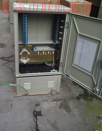 96芯光交箱 smc材质 室外落地式