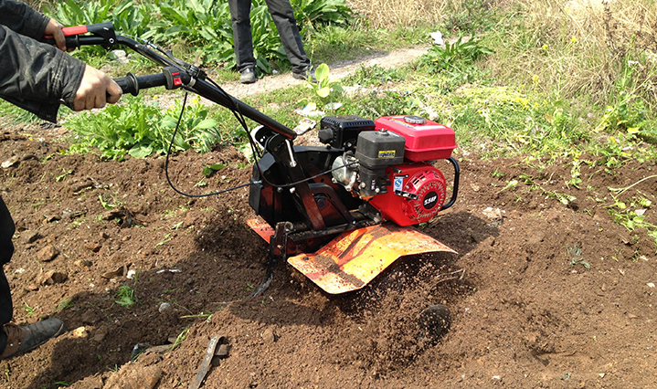 翻地机农用 紫云苗族布依族自治县旋耕松土机 直销微耕机旋耕松土