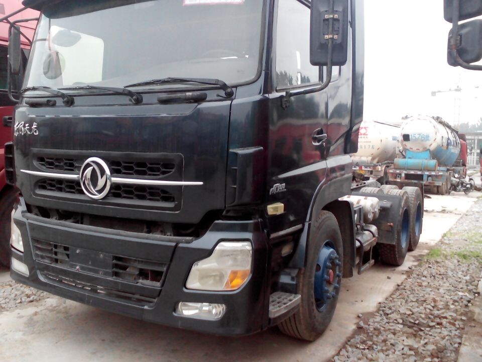 亏本出售二手东风天龙牵引车可分期付款