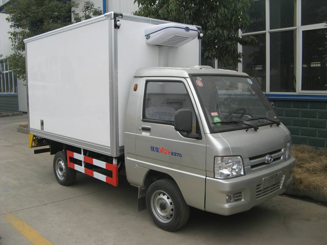 最便宜的冷藏車|小型國四藍牌福田馭菱冷藏車|豬肉食品保鮮車價格廠家