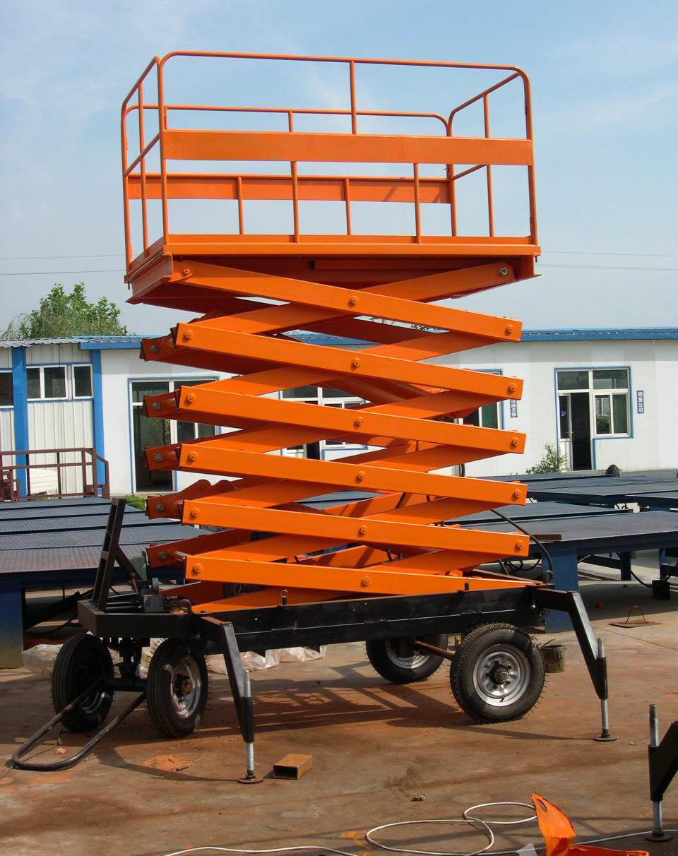 新余移动式升降机