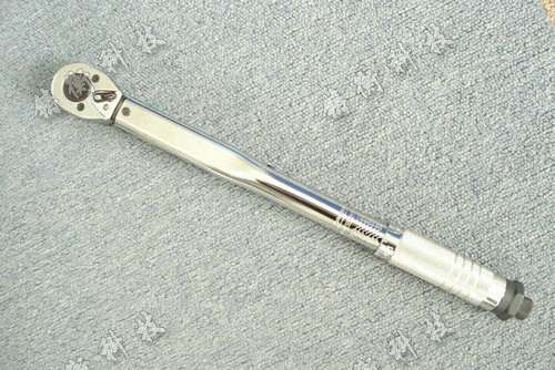 预置式测力扳手双向测量