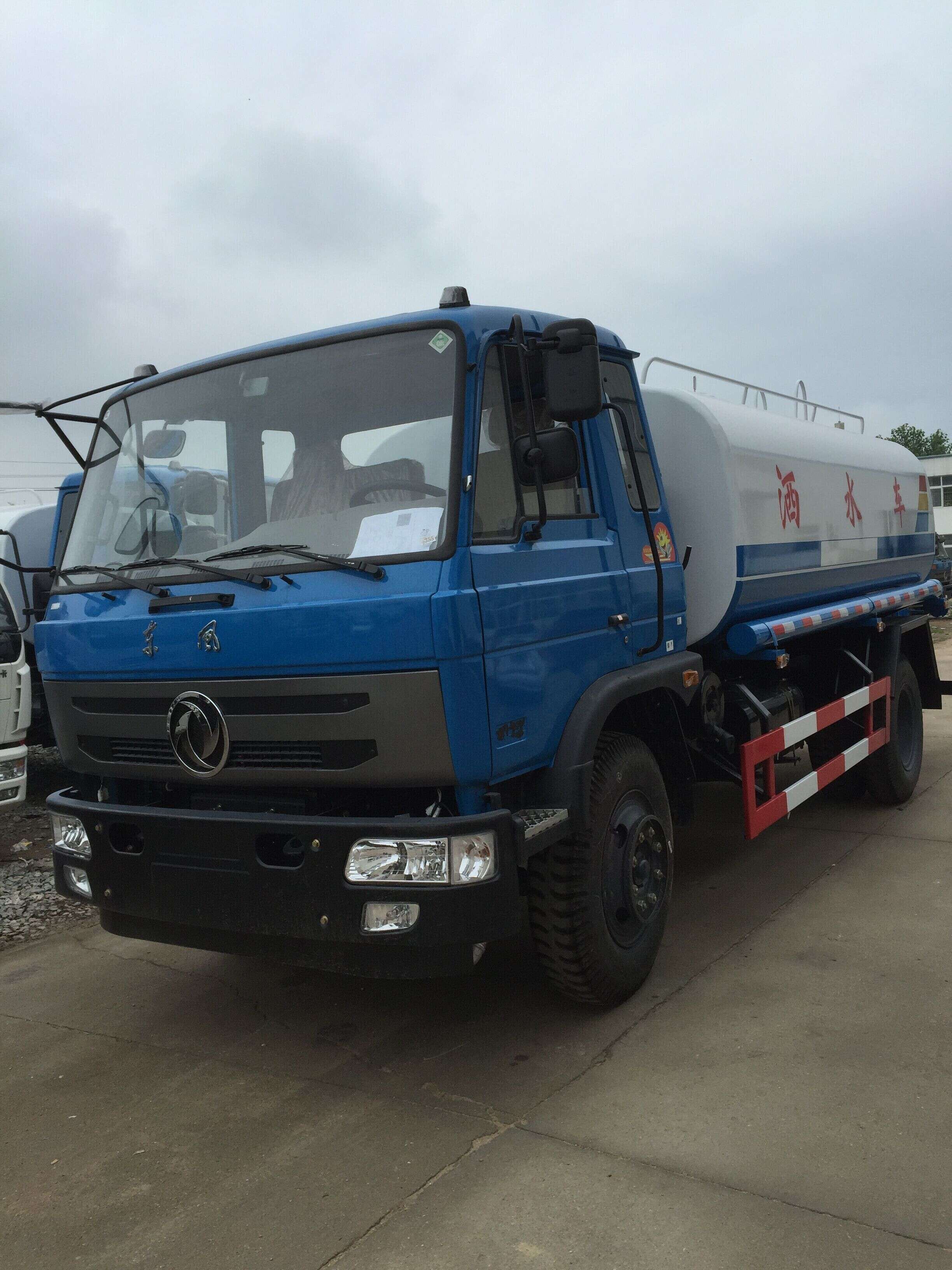 6洒水车现车供应