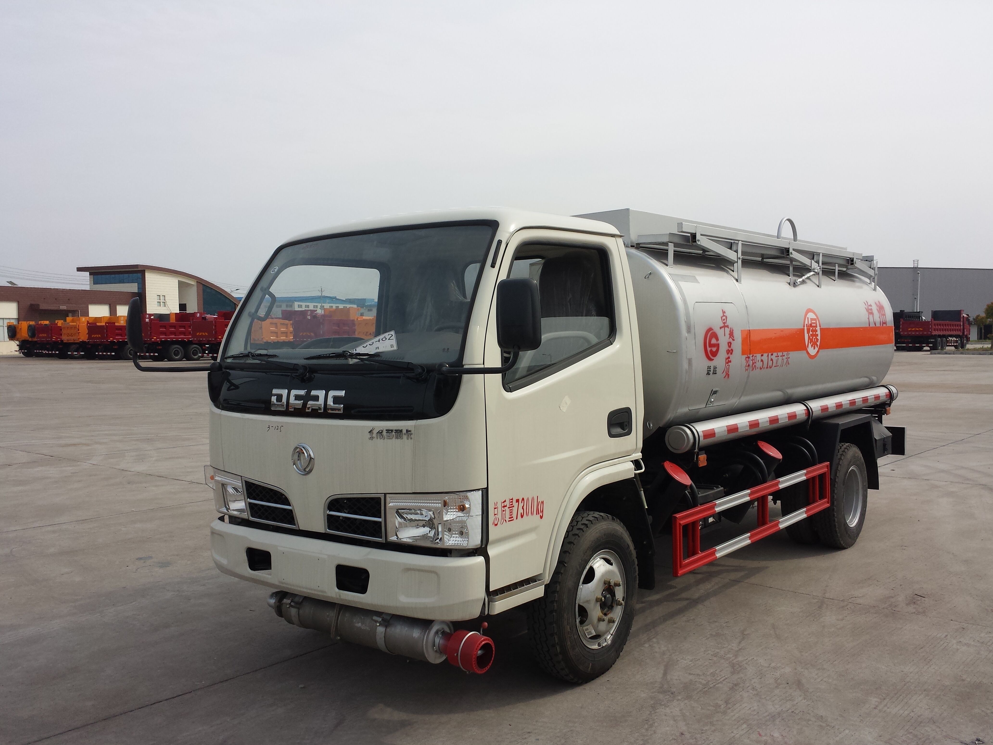 荆门油罐车价格