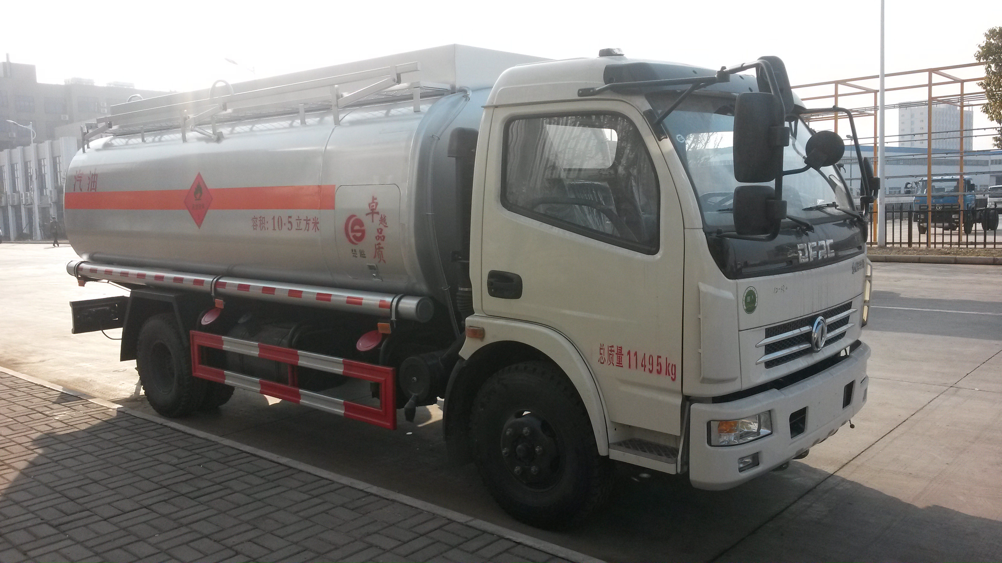 5吨加油车哪里买