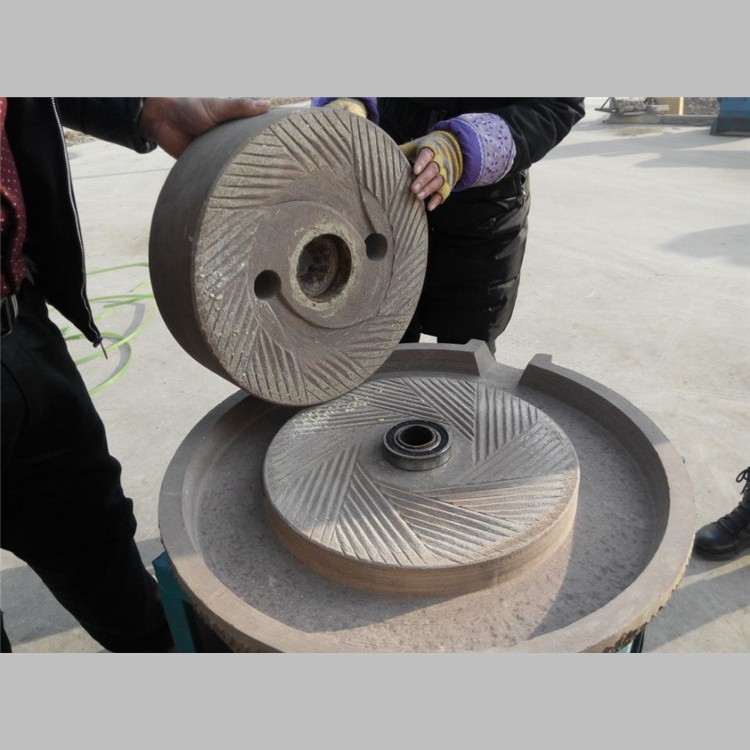 厂家常年加工销售各种型号电动石磨 现磨现卖专用