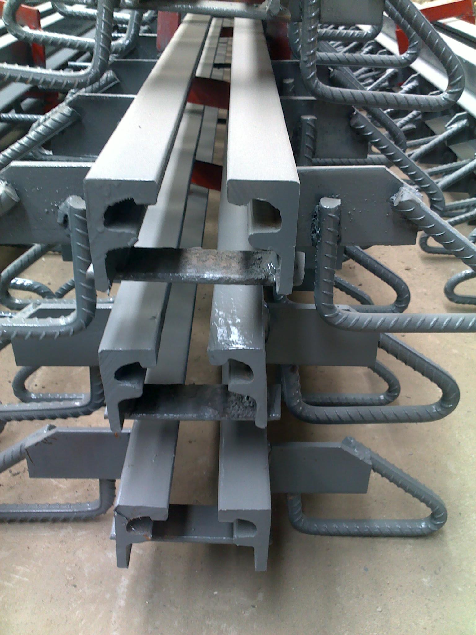 四川华蓥/渠县gqf-f型钢桥梁伸缩缝经济耐用质优价廉