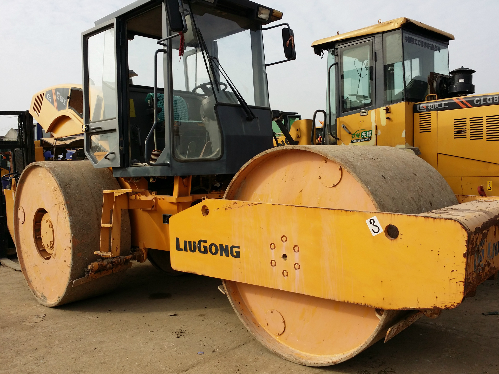 二手静压压路机出售价格大概多少钱转让