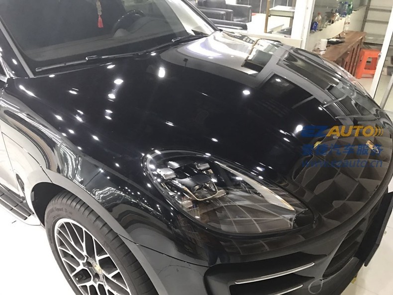 深圳汽车贴膜哪里好 奔驰e320贴犀牛皮汽车膜壹捷龙华店施工案例