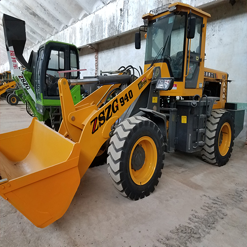 国标40装载机国标铲车 还是中首重工装载机好铰接转向转弯半径小wj