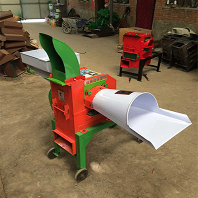 移动式农作物秸秆打糠设备 厂家直供鲜草饲料粉碎机视频